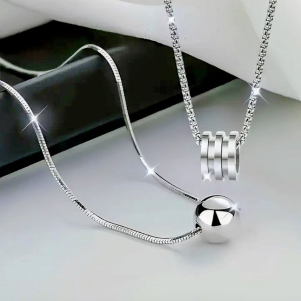 Elegant Silver Necklace